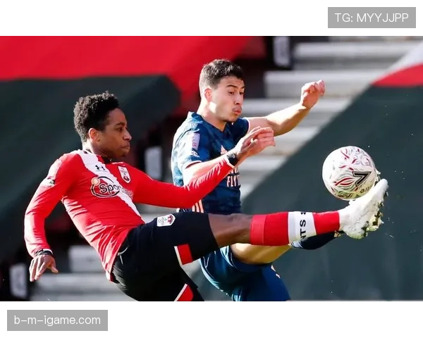 乌迪内斯战术革新：灵活阵型成球队竞争力提升关键